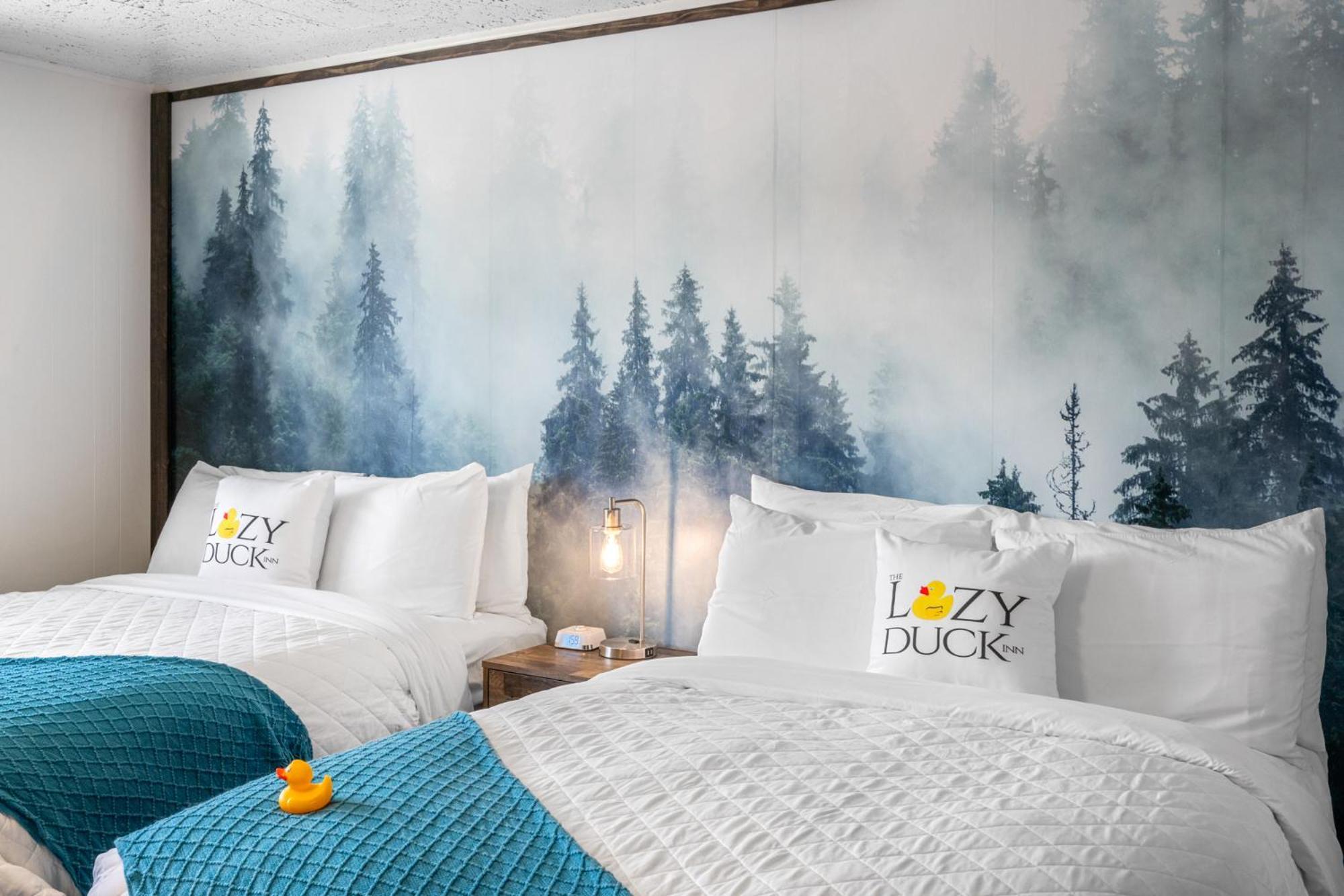 Lazy Duck Inn เวสต์เยลโลว์สโตน ภายนอก รูปภาพ