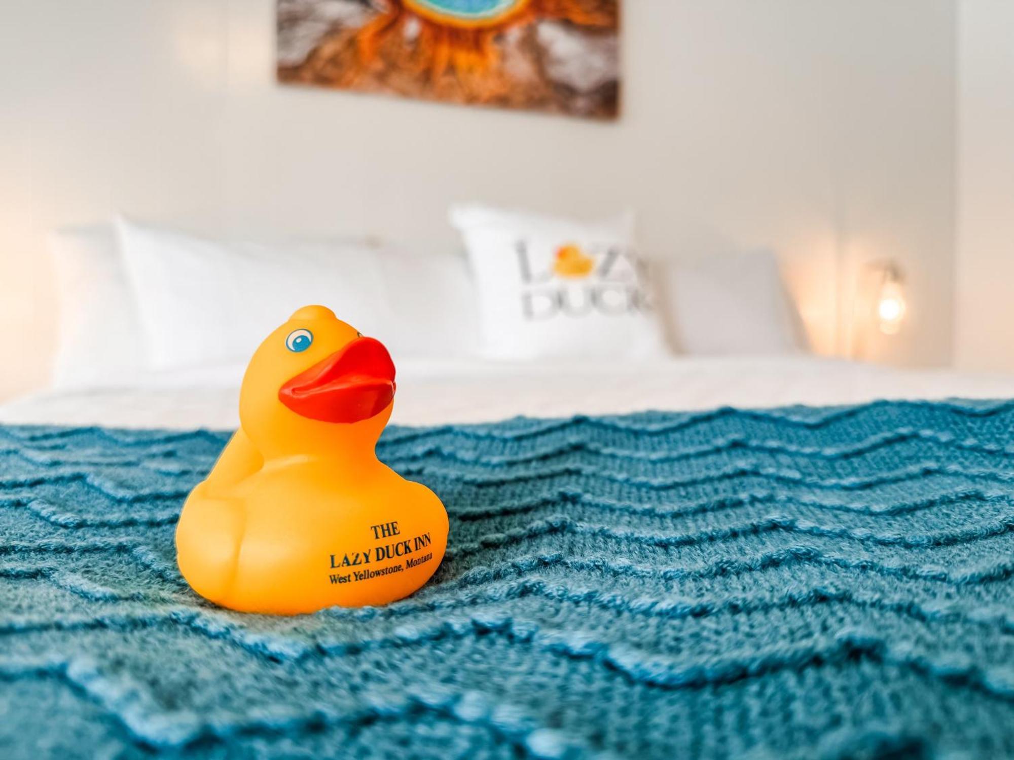 Lazy Duck Inn เวสต์เยลโลว์สโตน ภายนอก รูปภาพ